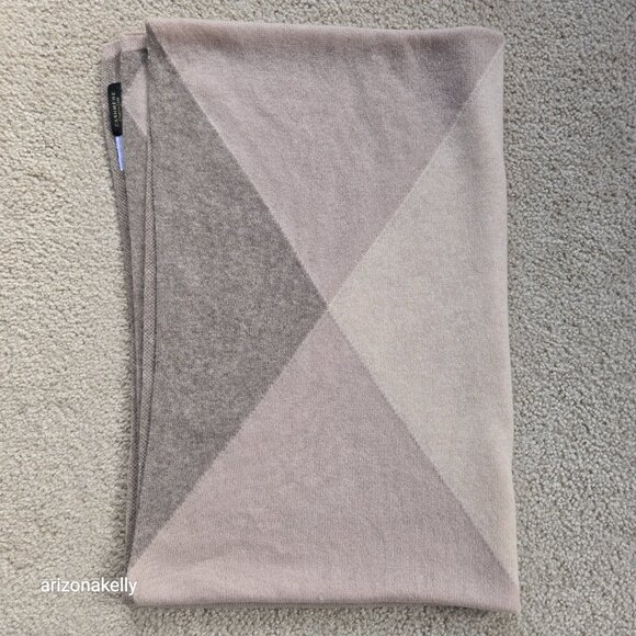 NWOT Cashmere Scarf Diamond Argyle Wrap Charter Club - Picture 10 of 12